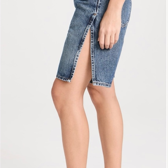 Agolde NWT Vida relaxed high rise shorts. Size 27. - Picture 3 of 3